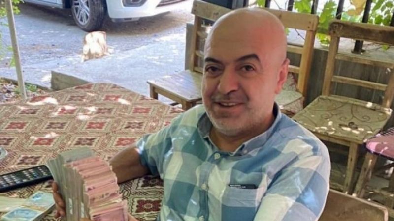 Gaziantep’te çay ocağı işleten bir esnaf, masada unutulan 153 bin lirayı sahibine teslim etti.