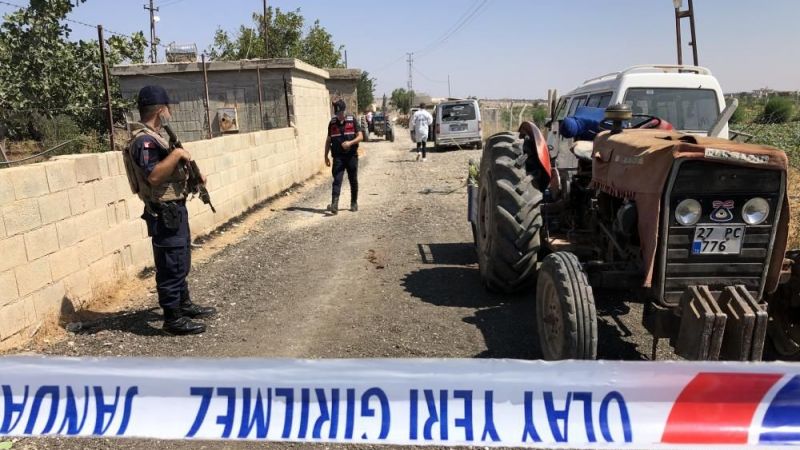 Gaziantep’te, Taşlı, Sopalı, Silahlı Kavga: 1 Ölü 9 Yaralı Var. Mahalleye Ambulanslar Sevk Edildi