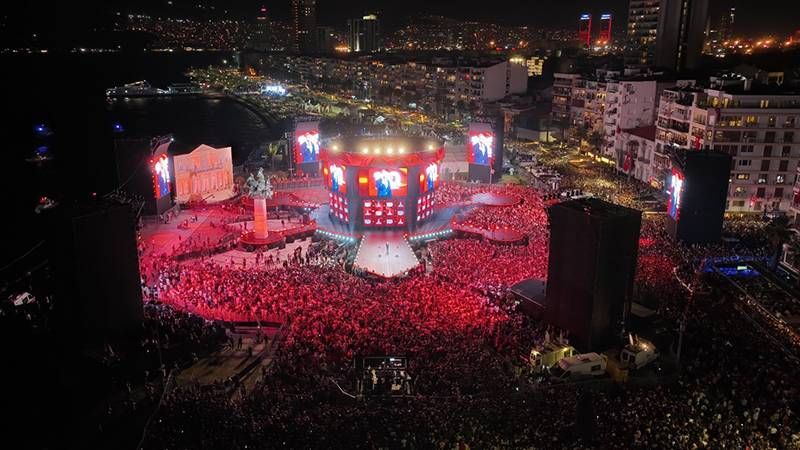 Ertuğrul Özkök: Dünyada ilk 5’e giren konserin anlamı, “Türkiye tek devlet ama zihni federasyon”