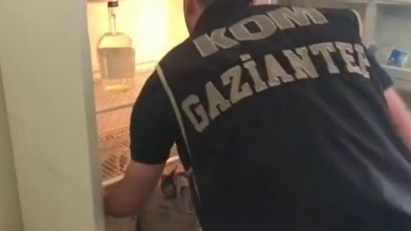 Su şişesinde kaçak içki ticaretine polis darbesi