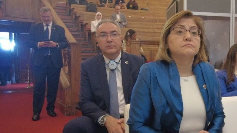 Başkan Şahin Fransa’da Gaziantep’i anlattı