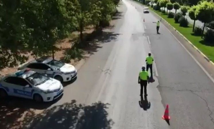 Gaziantep’te araçlar dronla denetlendi