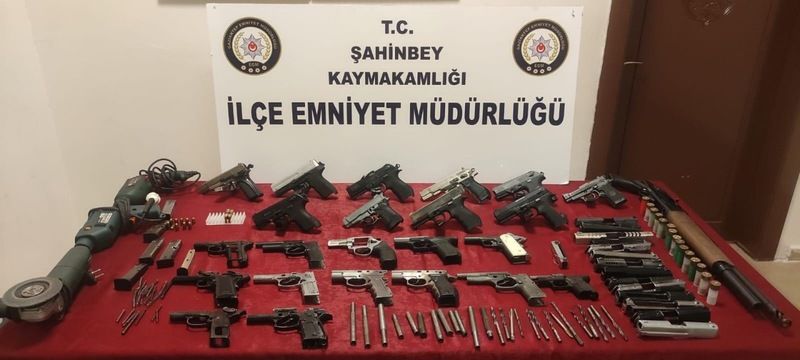 Gaziantep’te silah imalathanesine operasyon