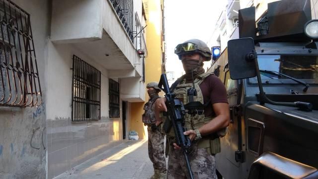 Mersin’de PKK/KCK operasyonu: 8 gözaltı