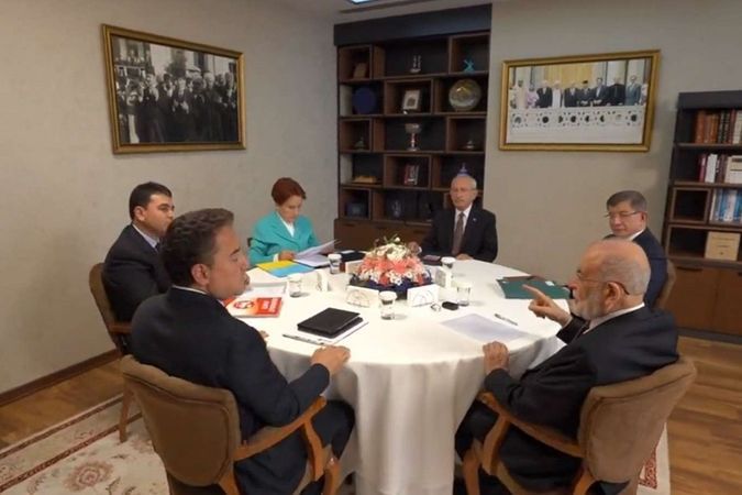 6’lı masa ikinci tur görüşmelere başlıyor