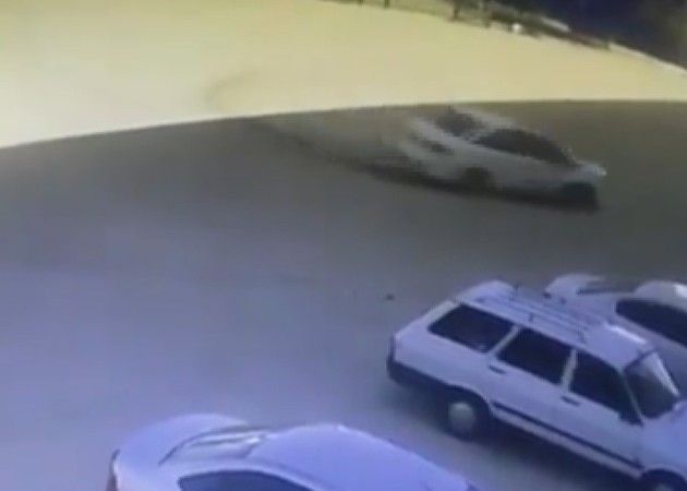 Okul bahçesinde drift atan araca 16 bin 669 lira ceza