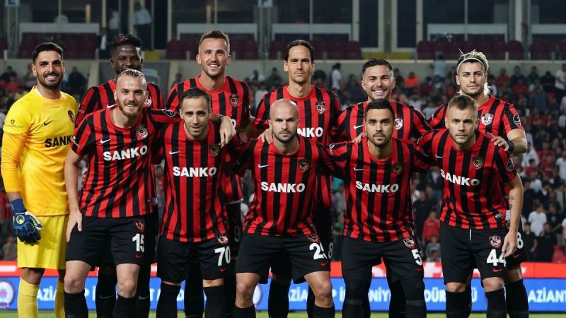 Gaziantep FK: 0 – Adana Demirspor: 0 (İlk yarı)