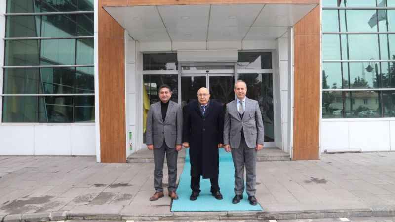 Hasan Özdemir and Bülent Tiryaki Meet Local Government Representatives in Gaziantep to Discuss Regional Cooperation.