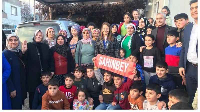 Gaziantep Milletvekili Derya Bakbak, Şahinbey’in Beşkuyu Mahallesi’nde mahalle sakinleriyle buluştu.
