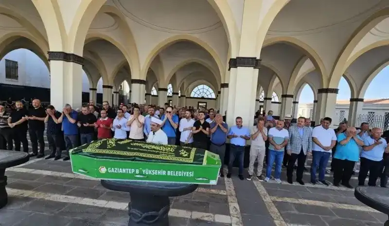 Gaziantep’in Ulusal Medya’nın Duayen Gazetecisi Atilla Karduman Abi’ye Büyük vefasızlık