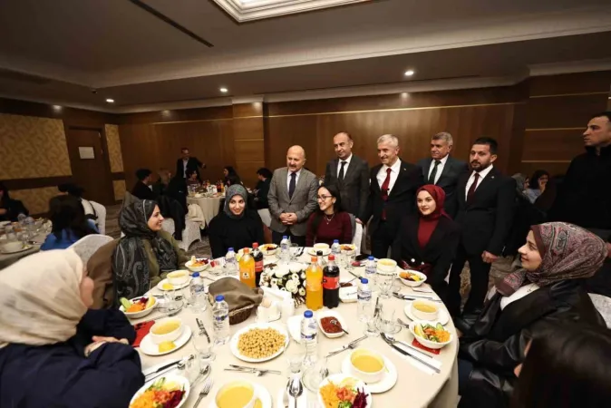 Tahmazoğlu, Rüzgarı Adıyaman’da Esiyor