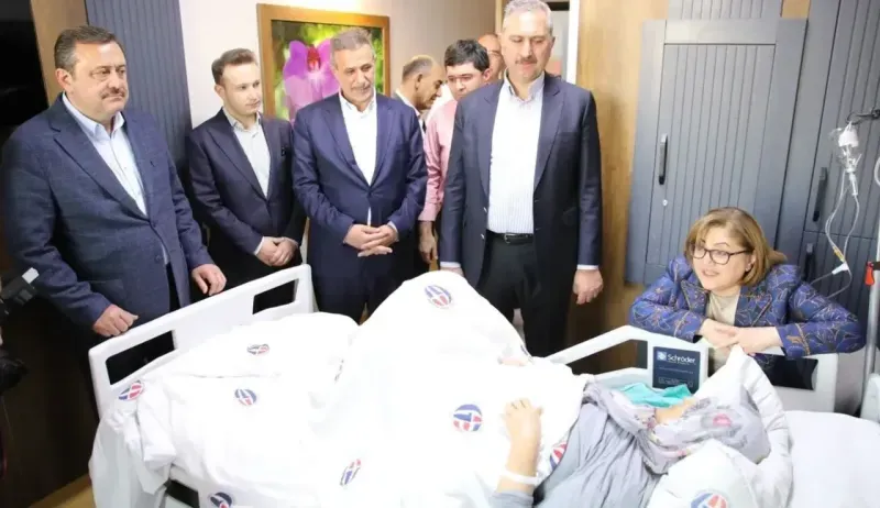 AK Parti Gaziantep Heyetinden GAÜN Hastanesine Ziyaret