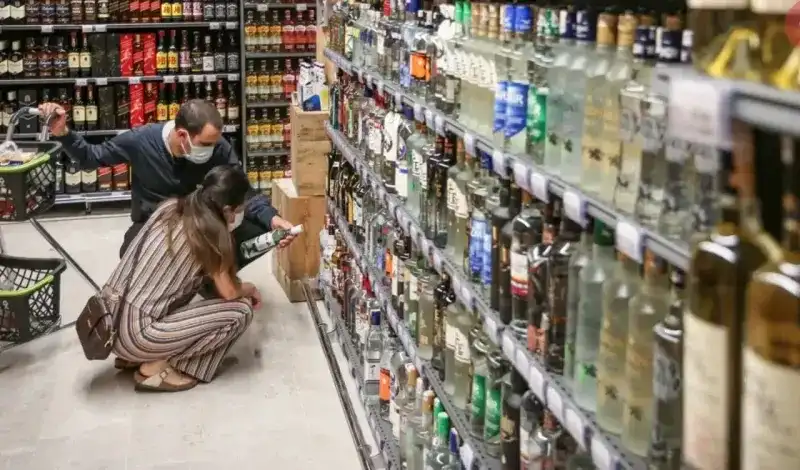2025 Alkol Fiyatları: Zamlar Devam Ediyor, İşte Güncel Liste