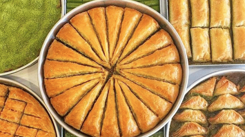 Gaziantep’te Bayram Tatlısı Telaşı: Baklava Ustaları Gece Gündüz Çalışıyor