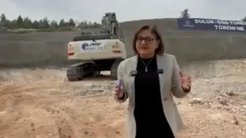 Fatma Şahin: ‘7-8 dakikada Organize Sanayiye Ulaşacağız!’
