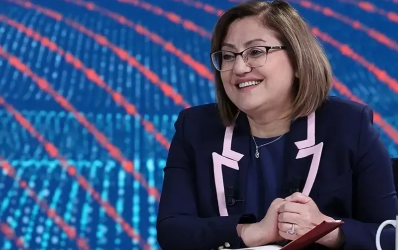Fatma Şahin’in Çocukluk Hali Sosyal Medyayı Salladı!