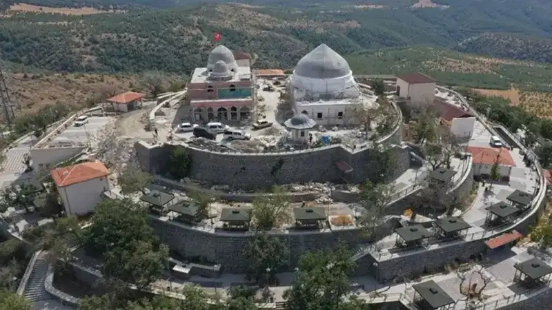 Hz. Ukkaşe Türbesi Restorasyonunda Sona Gelindi: Tarihi Miras Yeniden Hayat Buluyor