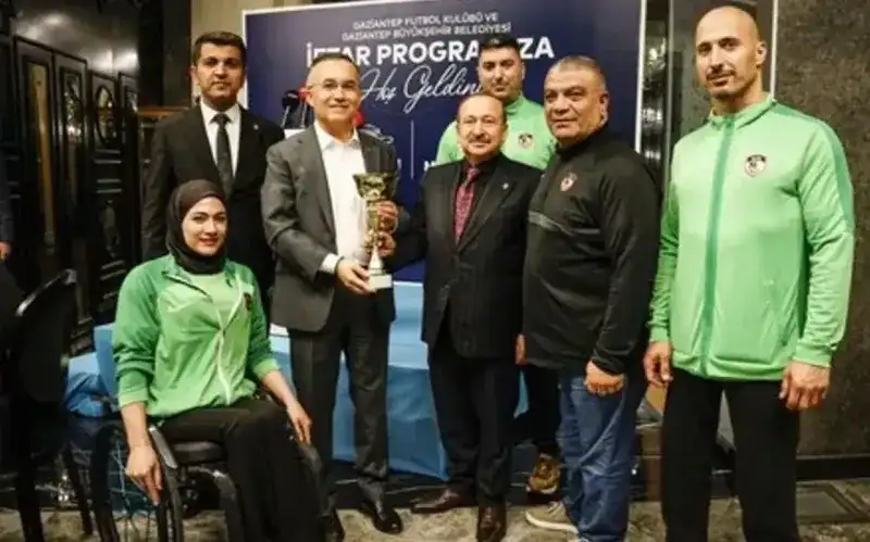 Gazişehir Gaziantep Tekerlekli Basketbol Takımı’ndan Büyük Başarı!