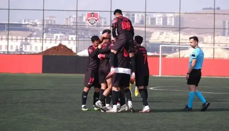 Şehitkamil Belediyespor, Bahçespor Karşısında Galibiyet Peşinde!