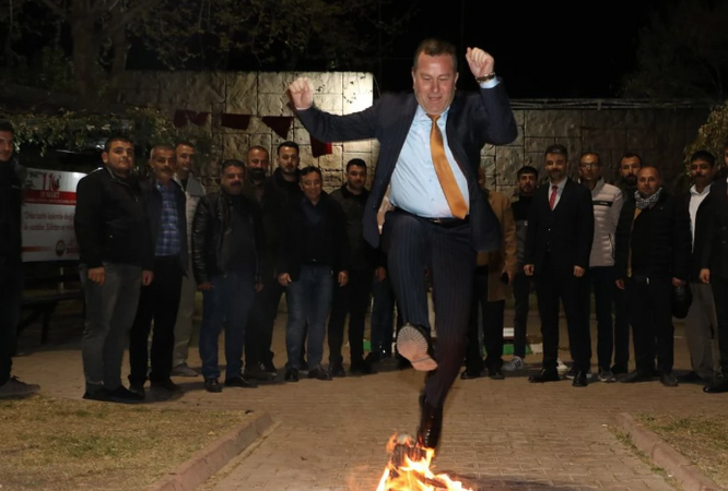 Nizip Belediye Başkanı Ali Doğan, Ramazan Sokağı’nda Nevruz Kutlamalarına Katıldı