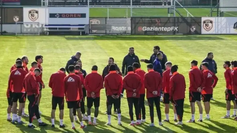 Gaziantep FK’dan Konya Çıkarması: Selçuk İnan’ın Askerleri Zirveye Kilitlendi!