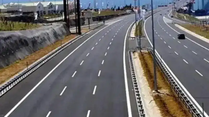 Ramazan Bayramı’nda Otoyol, Köprüler ve Toplu Taşıma Ücretsiz Olacak